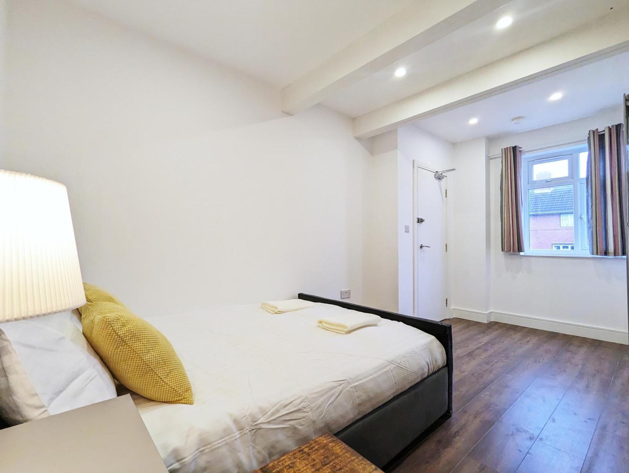 Rooms Near City Centre Private Bath Free Parking Йорк Екстер'єр фото
